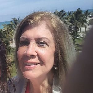 Meet your Posher, Veronica